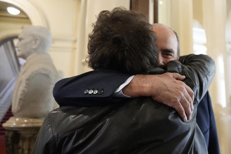 La Libertad Avanza apunta a una victoria histórica en las legislativas, según Guillermo Francos