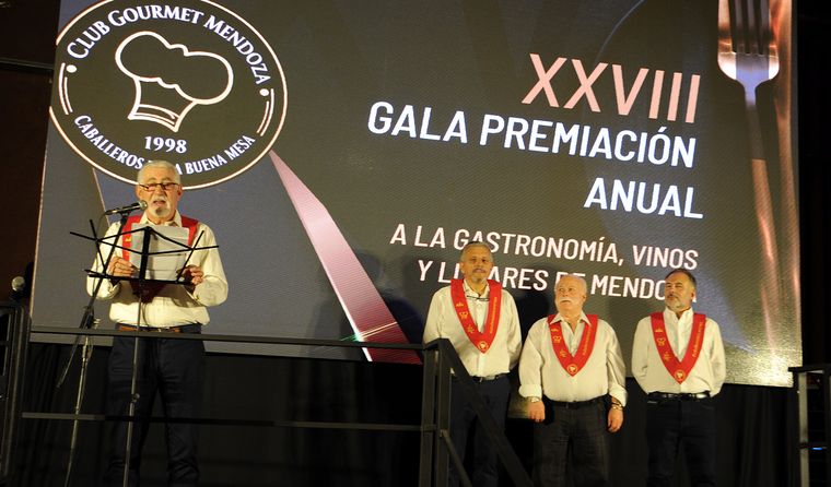 Jorge Ripa dio la bienvenida a todos. Jorge Ripa dio la bienvenida a todos.