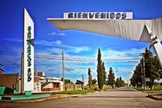 El policía retirado recibió una golpiza al intentar retirar a un joven ebrio del baño de la terminal de San Marcos Sud, en Córdoba. El policía retirado recibió una golpiza al intentar retirar a un joven ebrio del baño de la terminal de San Marcos Sud, en Córdoba.