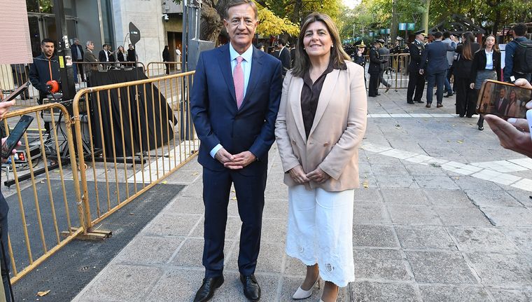 Rodolfo Suarez y Mariana Juri. Rodolfo Suarez y Mariana Juri.