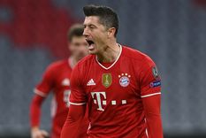 Lewandowski anotó el primer tanto del Bayern. Foto: @FCBayernES Lewandowski anotó el primer tanto del Bayern. Foto: @FCBayernES