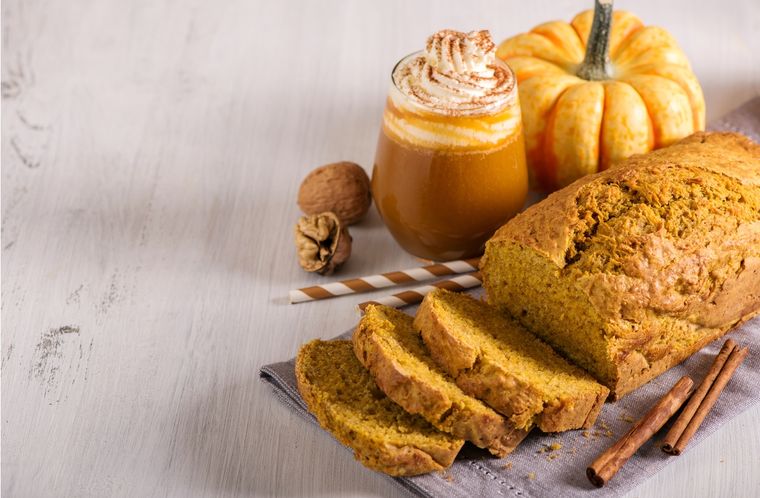 Bizcocho de calabaza Una receta sencilla de bizcocho de calabaza para disfrutar en tus meriendas. Foto: Shutterstock