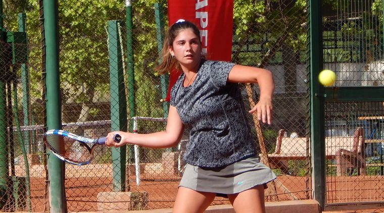 Ana Álvarez Storni jugará para Mount St Mary’s University. Foto: Juan Borsani/MDZ