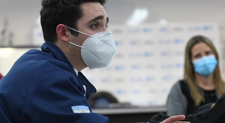 El joven habría adulterado información para ejercer la medicina en Río Cuarto