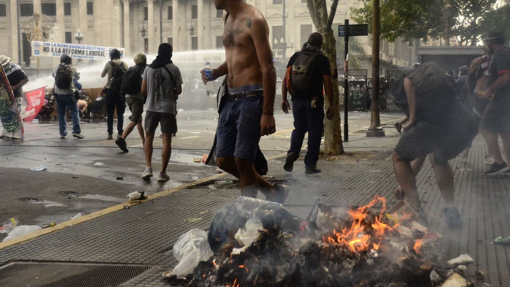 Disturbios en la marcha de la reforma laboral.