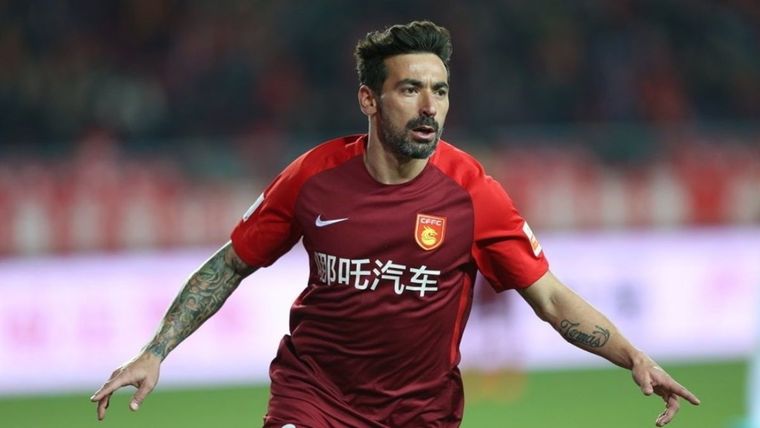 Pocho Lavezzi China El Pocho a un paso del retiro