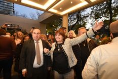patricia bullrich cruzo a di tullio por pedir policias en las cuevas