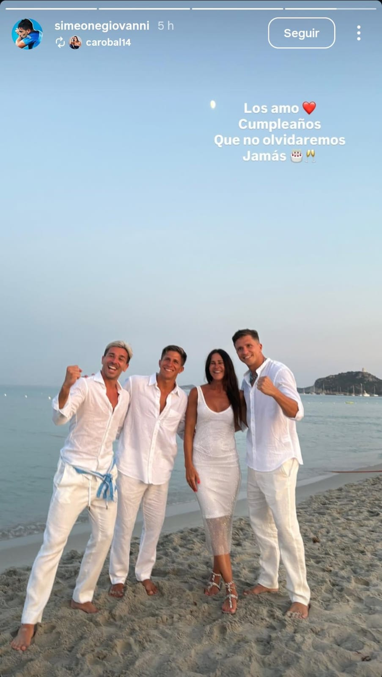 Giovanni Simeone festejando junto a toda su familia. Créditos: Instagram / simeonegiovanni Giovanni Simeone festejando junto a toda su familia. Créditos: Instagram / simeonegiovanni