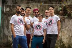 Sudor Marika, la banda que ofreció petes y tijeras en la asunción de Alberto