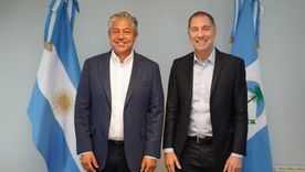 Modo gira: Diego Santilli se reunió con el gobernador de Neuquén. Modo gira: Diego Santilli se reunió con el gobernador de Neuquén.