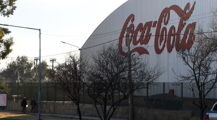 La reactivación de la planta ubicada en Godoy Cruz genera desconfianza en los vecinos de la zona Foto: ALF PONCE MERCADO / MDZ