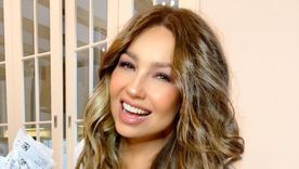 Thalía, la reina indiscutida del glamour y la extravagancia hace un culto de la prenda que vuelve una y otra temporada: el minishort de jean