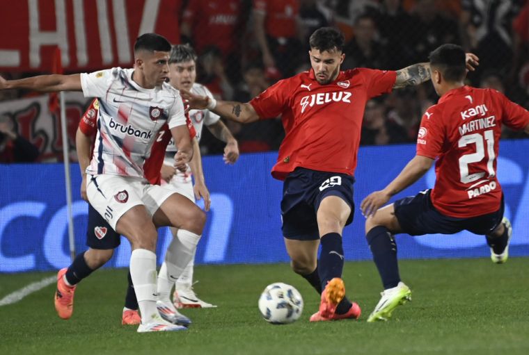 Un clásico. San Lorenzo e Independiente se verán las caras en uno de los partidos más atractivos de la novena fecha del Clausura.&nbsp;