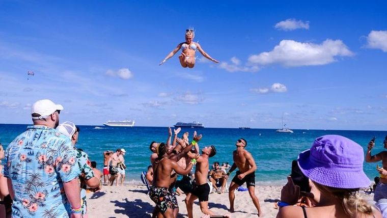 El sur de Florida se ha llenado de visitantes que llegan a pasar sus vacaciones de primavera. Foto: REUTERS