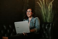 ¿cuales son los principales beneficios de los casinos online y de poder jugar desde casa?