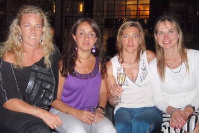 MDZol | Gourmets de festejo: Alejandra Navarría -responsable del grupo- Sandra Muñoz, Mariana Ramos y Roxana Izetta. Foto: Gentileza