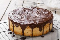Bizcocho de naranja Una receta de bizcocho de naranja cubierto con chocolate Foto: Shutterstock