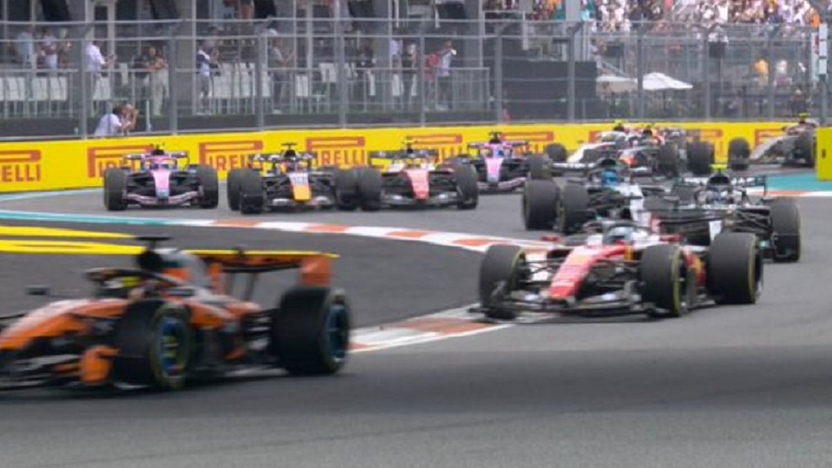Video: así fue el toque de Verstappen a Colapinto tras la largada de la Sprint en Miami