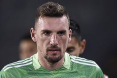 Los últimos tres goles de los rivales de River llegaron a partir de errores de Franco Armani y en el club ya se habla de sumarle competencia a partir de julio.