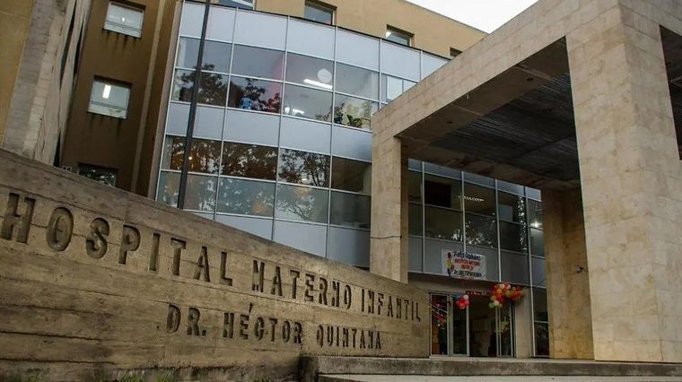 El niño permanece hospitalizado