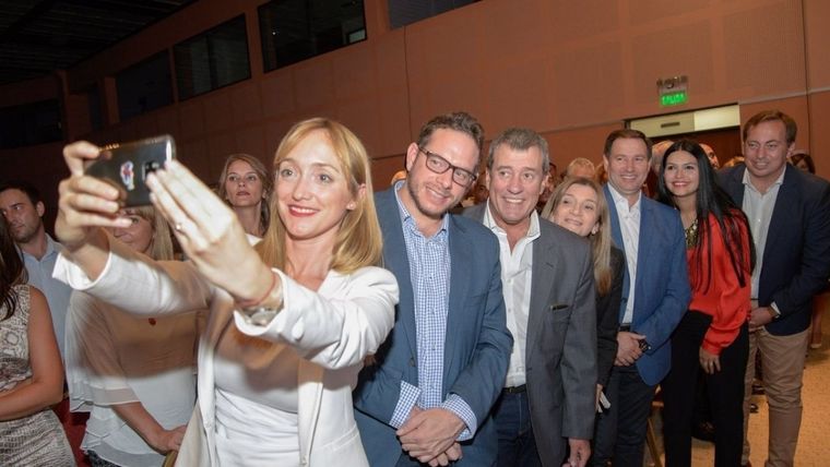 Anabel Fernández Sagasti junto a Ilardo, uno de sus hombres de mayor confianza Foto: Archivo