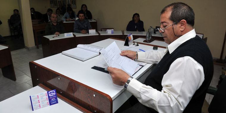 Nuevamente no se pudo realizar la reunión.