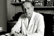 René Favaloro a 100 años de su nacimiento. Foto: Telam René Favaloro a 100 años de su nacimiento. Foto: Telam