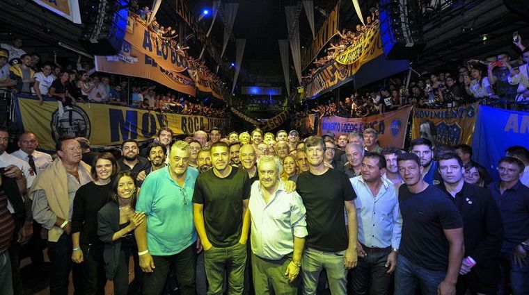 Una multitud acompañó en el cierre a la principal lista opositora. Twitter @AmealJorgeAmor