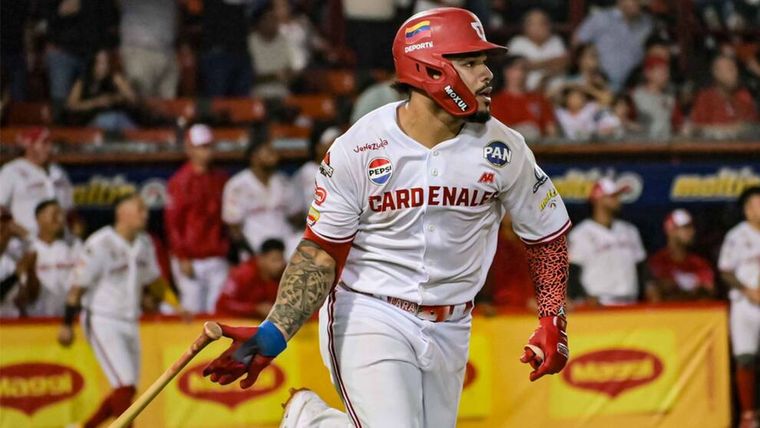 La Liga Venezolana de Béisbol Profesional fue suspendida indefinidamente tras la captura y detención de Nicolás Maduro por parte del gobierno de Estados Unidos.&nbsp;