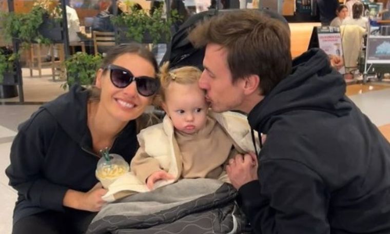 Roberto García Moritán le dedicó un tierno mensaje a Pampita y su hija Ana. El legislador porteño no pudo acompañarlas en sus vacaciones a Ibiza.