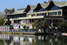 Regatas realizó un acuerdo con un club histórico del fútbol mendocino. Regatas realizó un acuerdo con un club histórico del fútbol mendocino.