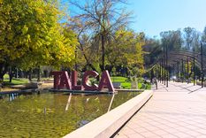 La ciudad ofrece un abanico de atractivos para quienes buscan algo más que compras al cruzar a Chile. La ciudad ofrece un abanico de atractivos para quienes buscan algo más que compras al cruzar a Chile.