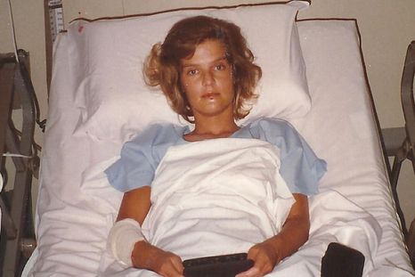 Annette Herfkens sobrevivió a un accidente aéreo en Vietnam en 1992.