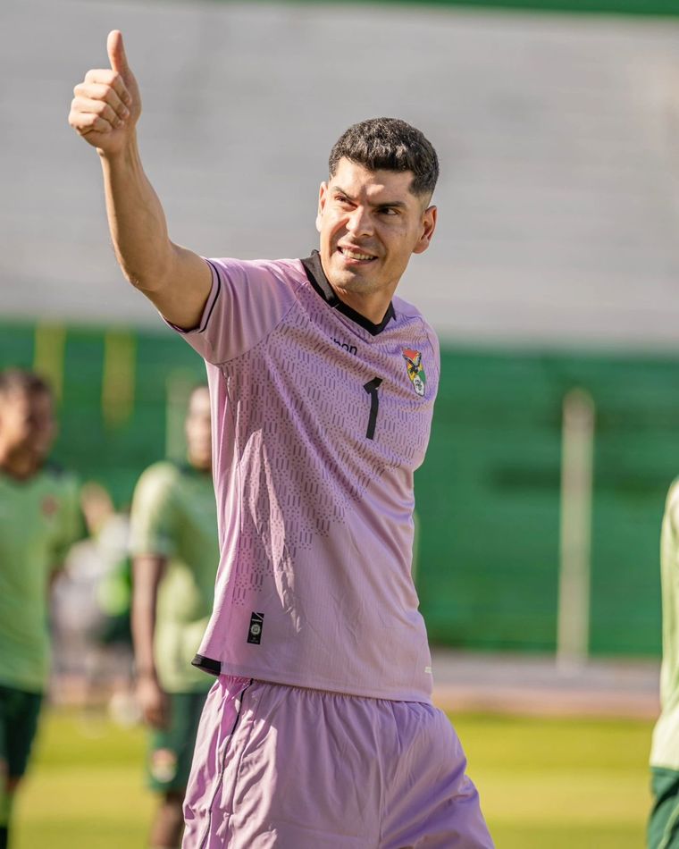 Carlos Lampe, el arquero de Bolivia que no dirá presente. Foto: @1carloslampe