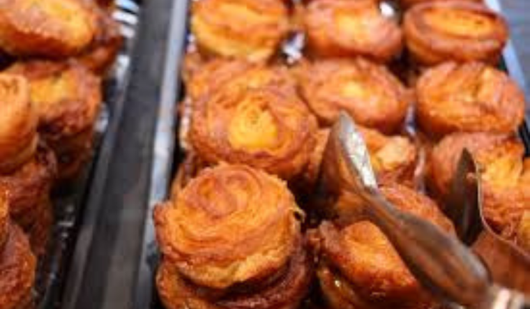 Crea magia culinaria con kouign-amann: receta y secretos Foto: Shutterstock