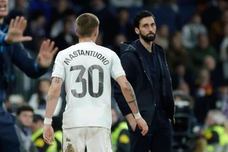 Álvaro Arbeloa elogió a Franco Mastantuono. Álvaro Arbeloa elogió a Franco Mastantuono.
