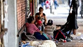 La pobreza baja y mejora la distribución del ingreso. La pobreza baja y mejora la distribución del ingreso.