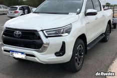 el usado del dia: toyota hilux srx 2021 con 22.000 kilometros