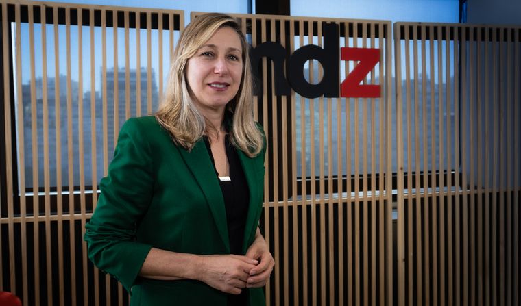 Myriam Bregman en la redacción de MDZ en Buenos Aires.