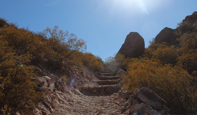 El Cerro Tunduqueral queda en Uspallata.