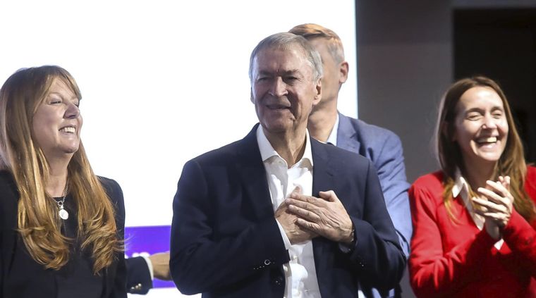 Juan Schiaretti dio positivo de Covid-19 Foto: Facebook Juan Schiaretti