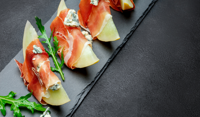 Preparar esta delicia es un camino de ida, aperitivo de melón con jamón crudo Preparar esta delicia es un camino de ida, aperitivo de melón con jamón crudo