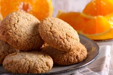 Receta de galletas de naranja caseras fáciles y aromáticas.