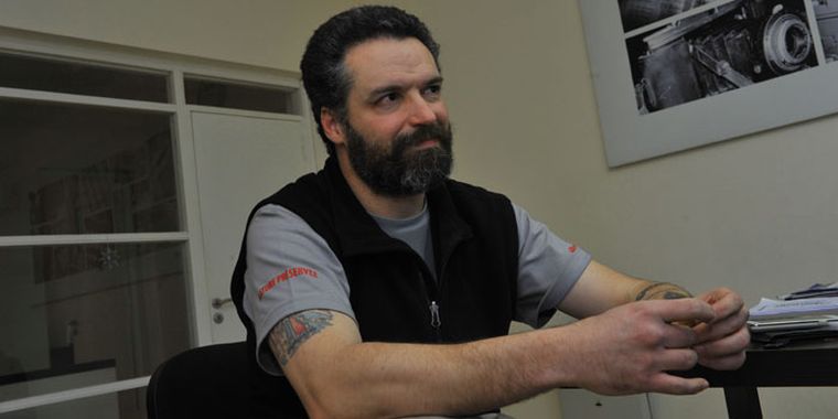 Hernán, en la redacción del diario Foto: Pablo Matar/Mediamza.com