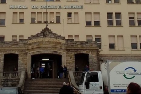 El joven que fue golpeado y abusado en un boliche se encuentra internado en terapia intensiva. El joven que fue golpeado y abusado en un boliche se encuentra internado en terapia intensiva.