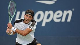 Tomás Etcheverry venció a Mariano Navone y avanzó a los octavos de final del US Open. Tomás Etcheverry venció a Mariano Navone y avanzó a los octavos de final del US Open.