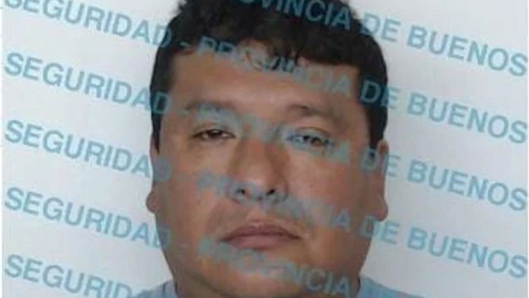 Fue identificado como Alex Roger Ydone Castillo. 