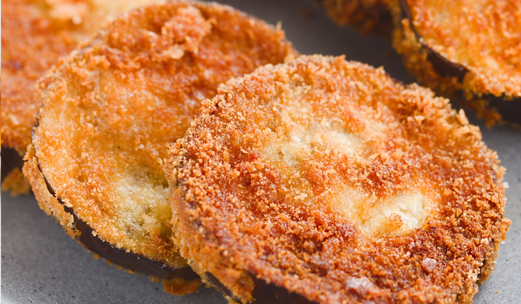 Gracias a esta receta, la berenjena se convierte en un plato principal completo. Gracias a esta receta, la berenjena se convierte en un plato principal completo.