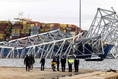 El puente de Baltimore colapsó tras el choque del carguero y ahora viene un período de demandas y una inversión millonaria para la reconstrucción. Foto: Efe.