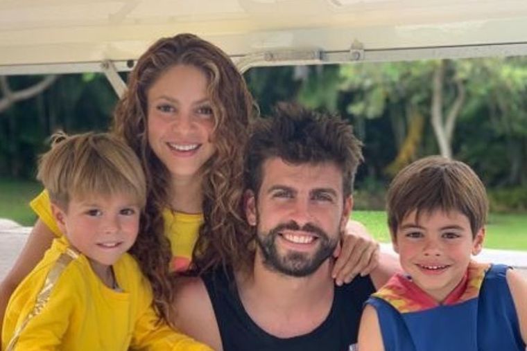 Shakira junto a su familia Foto: Instagram Gerard Piqué